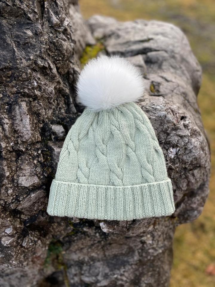 Gestrickte Mütze Aus Merino ohne Bonbons 56-57 cm in Erding