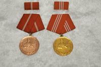 NVA Kampfgruppen - Für treue Dienste - 2 x DDR Medaillen Bayern - Gochsheim Vorschau
