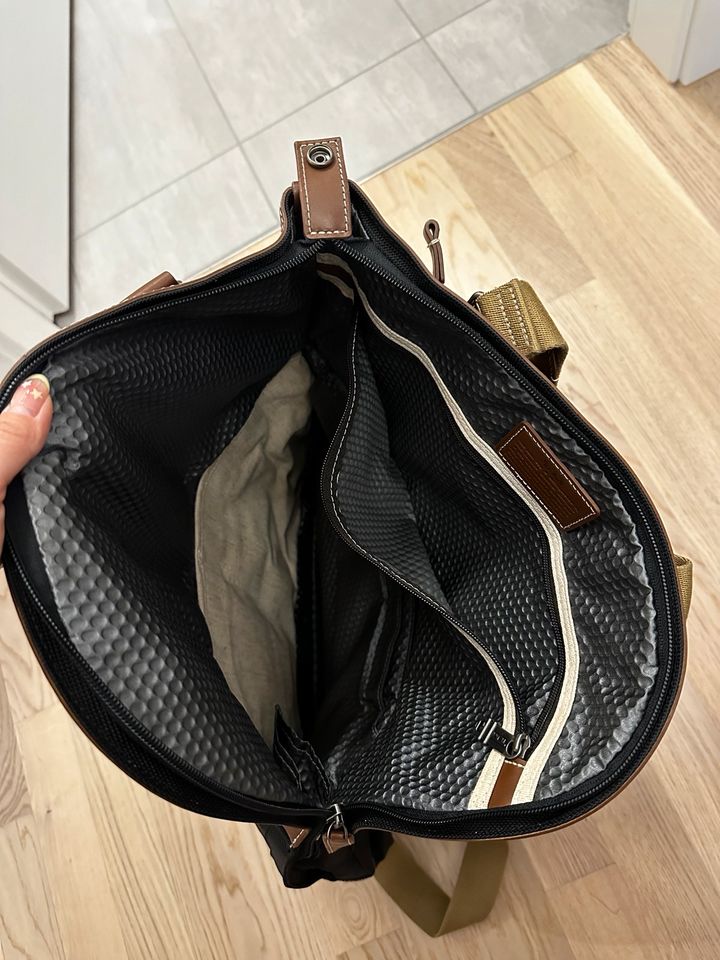 Tumi Tasche in München