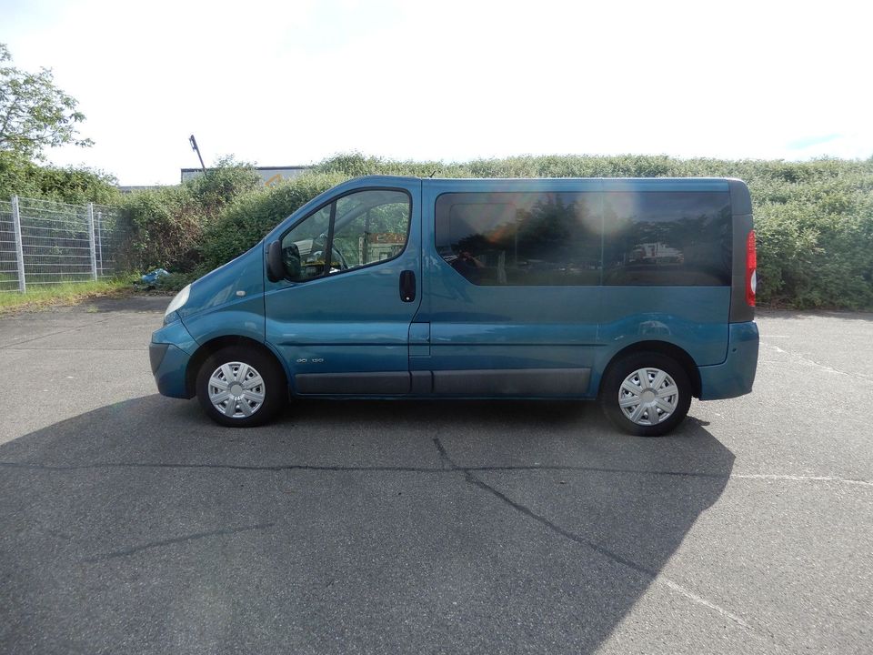 Renault Trafic Combi Passenger Expression in Markgröningen