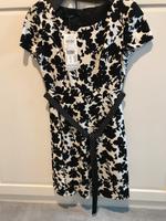 Taifun, Kleid, Größe 34, neu, Blumen, schwarz, Creme Bayern - Kitzingen Vorschau
