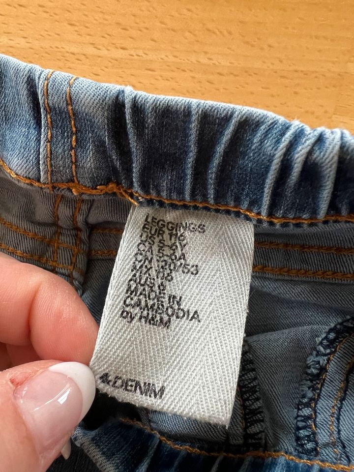 H&M Jeans Leggings 3/4 kurze Hose Shorts Denim 116 Blau Capri in Großenlüder