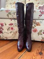 Bordeauxfarbene Vintage-Stiefel von Peter Kaiser/ Lederstiefel Berlin - Mitte Vorschau