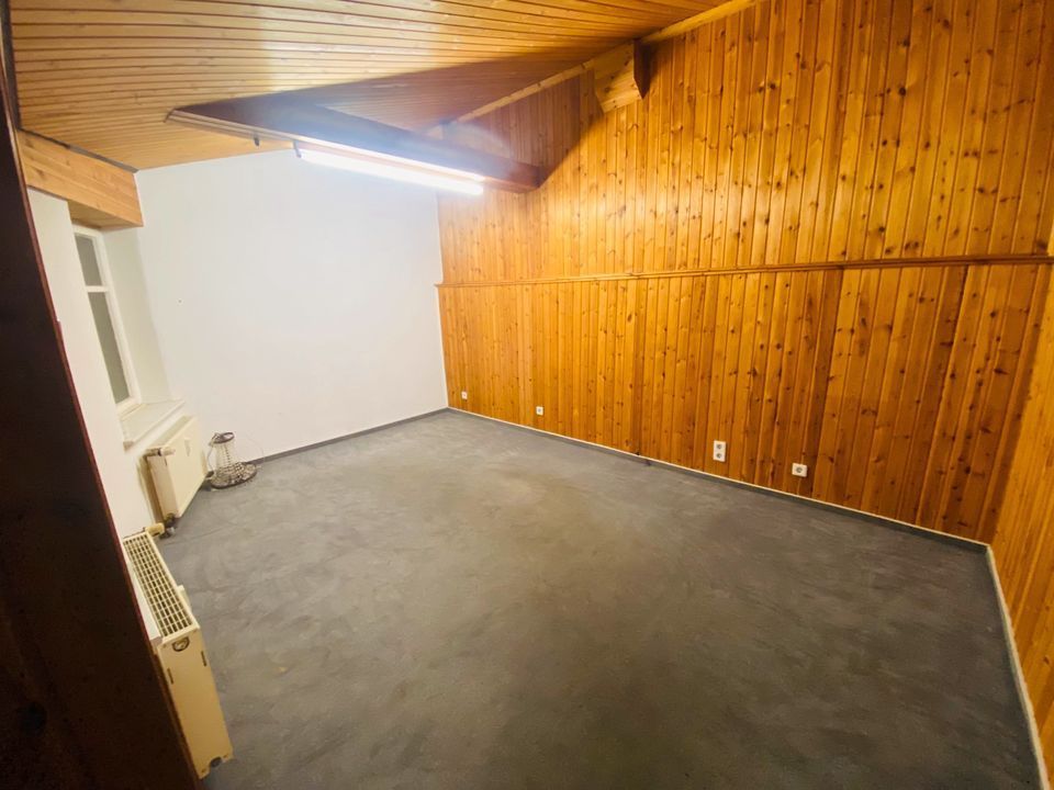 Büro / Lager / Strom / Licht / Gewerbe Zimmer in Troisdorf