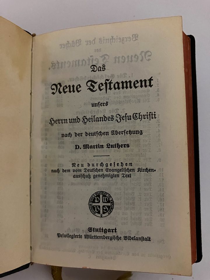 Die Heilige Schrift , 2 Bibeln nach Luther in Düsseldorf