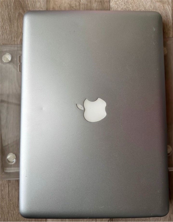 Apple MacBook Pro 13 2011 mit 16GB und 750 SATA in Leipzig