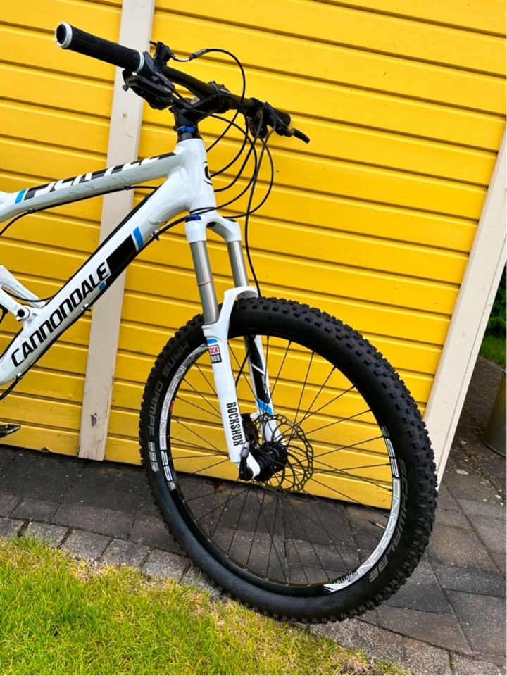 MTB Bike Cannodale Jekyll 4, RH:L, 27.5“kaum gefahren in Rehlingen-Siersburg