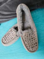 UGG ANSLEY STUDDED BLING 38 39 grau swarovski Bayern - Wunsiedel Vorschau
