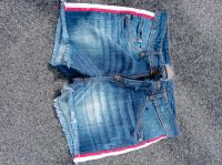 Damen Jeansshorts Bayern - Üchtelhausen Vorschau