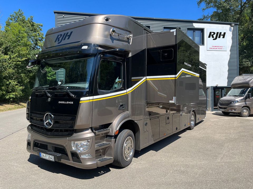 Mercedes-Benz Atego RJH Excellence in Wildberg