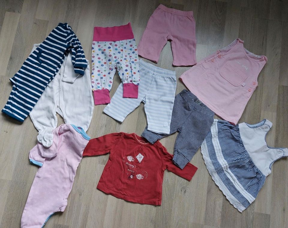 10teilig Baby Mädchen 50/56 Schlafanzug Hose shirt Kleid in Betzdorf