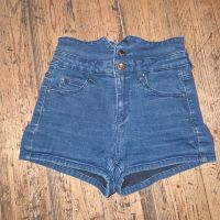 Tally Weijl kurze Hose Shorts Jeans Größe 158 164 blau Baden-Württemberg - Konstanz Vorschau