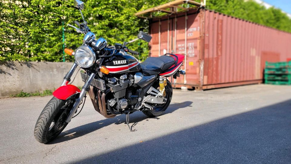 Yamaha XJR 1200/1300 SP in Kottgeisering