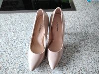 Catwalk Pumps beige/nude neu Gr. 37 Schuhe neu Nordrhein-Westfalen - Schlangen Vorschau