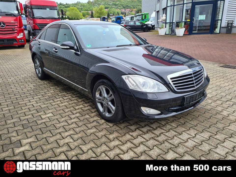 Mercedes-Benz S 350, Limousine, W221 in Bovenden