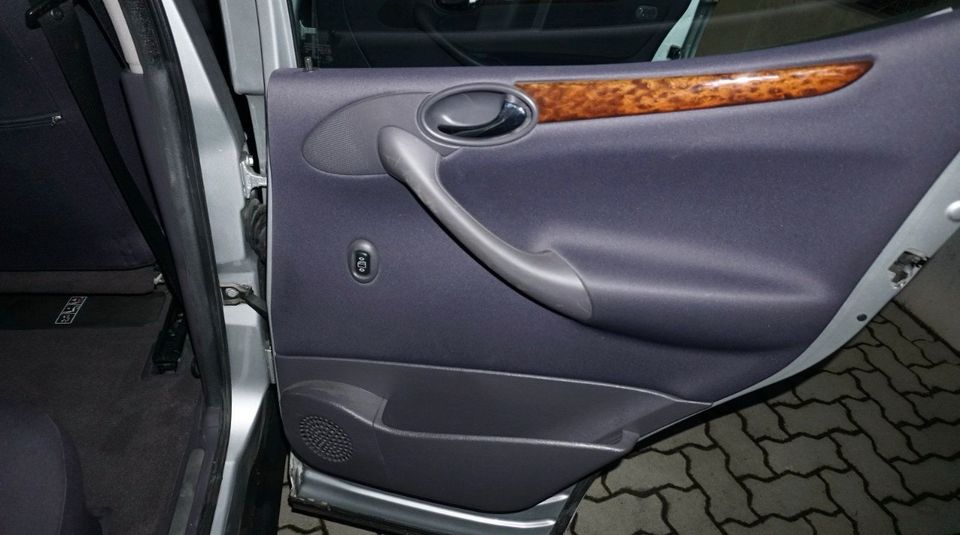 Mercedes-Benz A-Klasse W168 - Eleganz trifit auf Komfort in Großalmerode