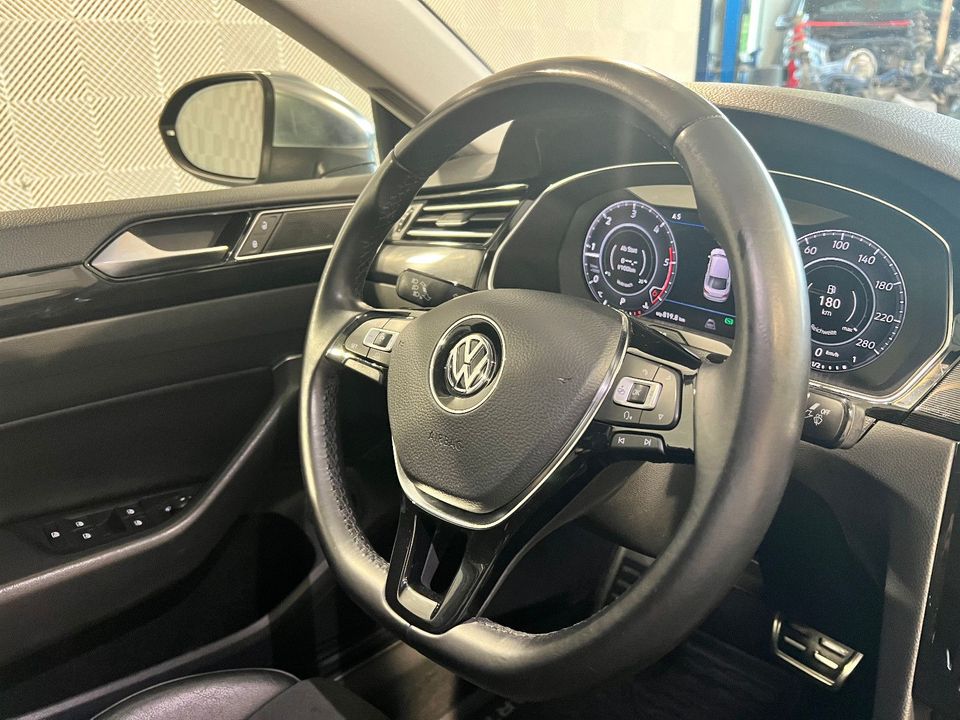 Volkswagen Arteon*Elegance*LED-ACC-DISCOVER MEDIA-LEDER-SHZ in Horb am Neckar