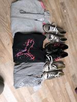 Kleiderpaket Schuhe und Sweatjacken 5 Euro für alles! Nordrhein-Westfalen - Marl Vorschau