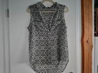 Bluse ärmellos schwarz weiß Muster Ornamente Pimkie Gr. M Dresden - Cotta Vorschau