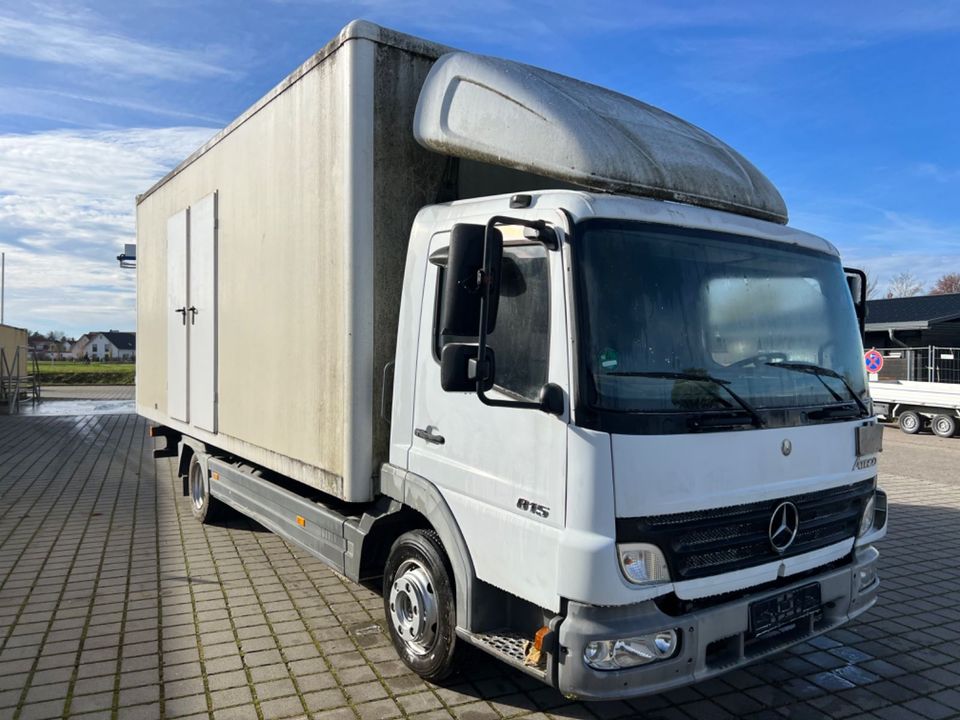 Mercedes-Benz Atego 815 VIP Toiletten Pissoir WC  + Treppen in Merching