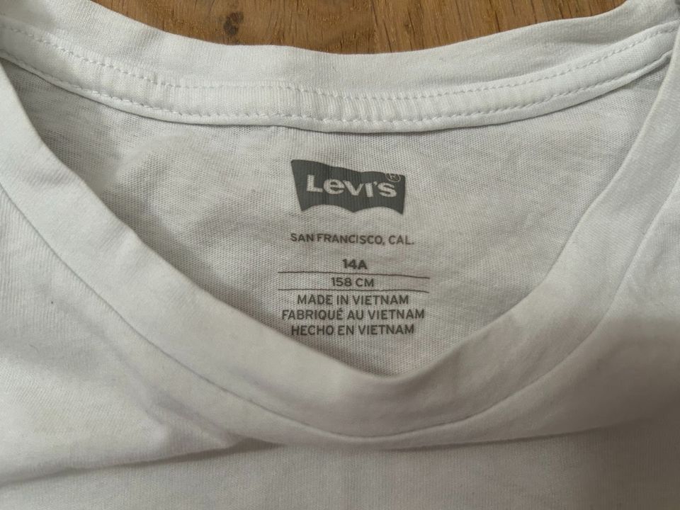 LEVI’S T-Shirt - Gr. 158 (14A) - neuwertig! in Stelle