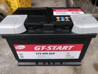 Batterie Starterbatterie 12v 70Ah neuwertig Bayern - Hösbach Vorschau