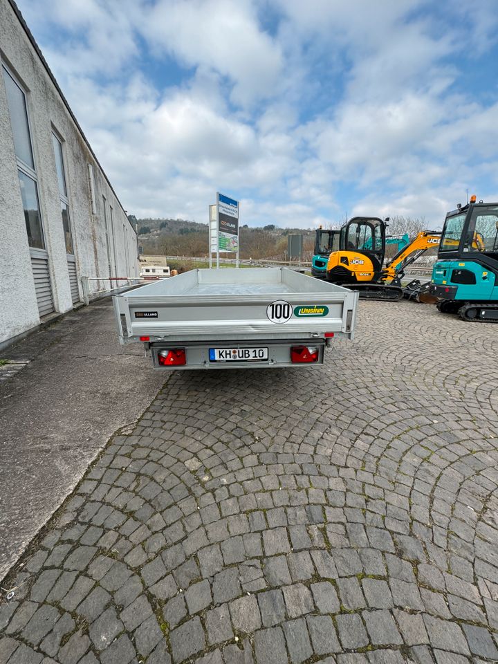 Unsinn Tandem Dreiseitenkipper Anhänger 3.500kg 3,66m x 1,75m Kipper 74cm Ladehöhe in Meisenheim