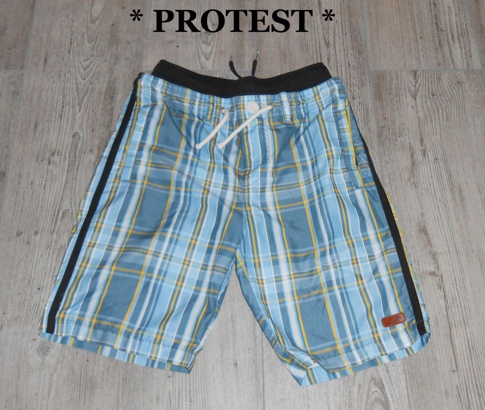 Org. Protest Jungen Badehose Badeshorts Karo Gr.152/158 neuwertig in Roßdorf