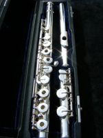 SANKYO CF501 Vollsilber Querflöte NEU handmade solid silver flute Düsseldorf - Friedrichstadt Vorschau