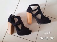 H&M High Heels Sandaletten schwarz Holzoptik Baden-Württemberg - Löffingen Vorschau