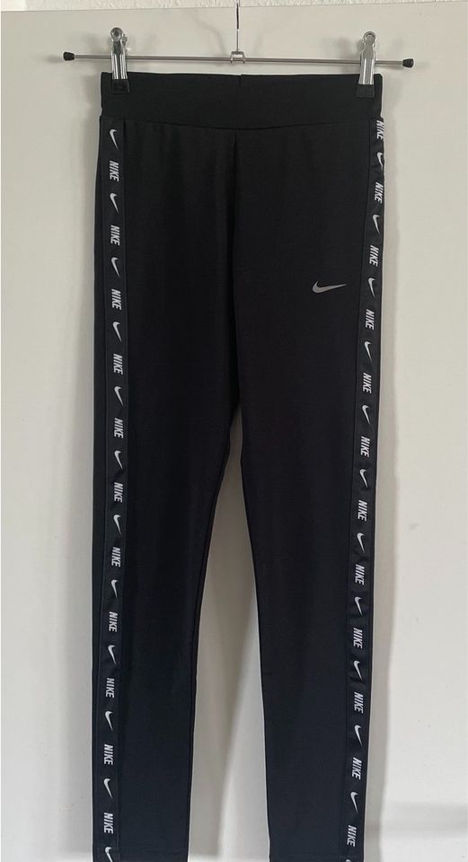 Nike Leggings in Aachen