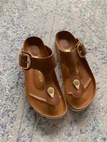 Wie neu Birkenstock big buckle Gizeh Cognac zehentrenner schmal Berlin - Lichtenberg Vorschau