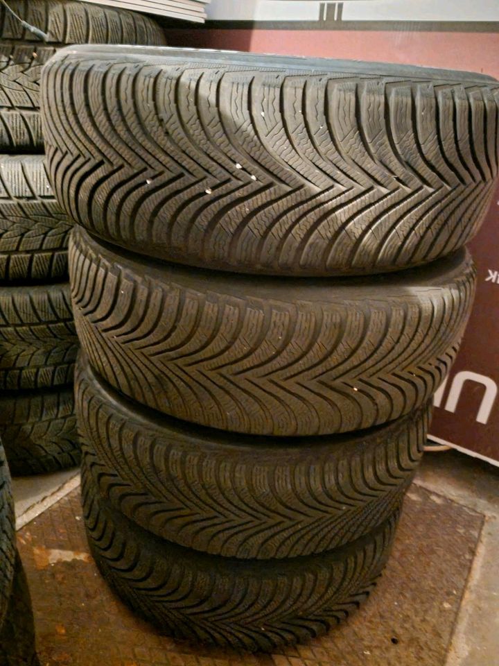 Michelin Alpin Winterreifen 215 60 R16 / Opel Zafira in Krefeld