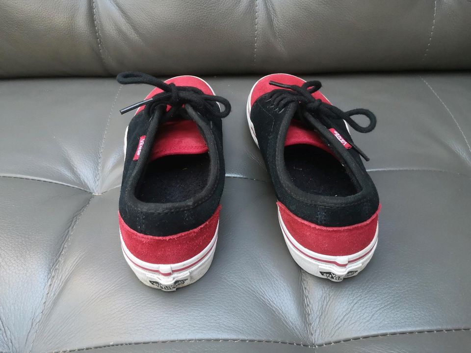 VANS Authentic Sneaker Gr. 34 Wildleder gefüttert 1Mal getragen in Berlin