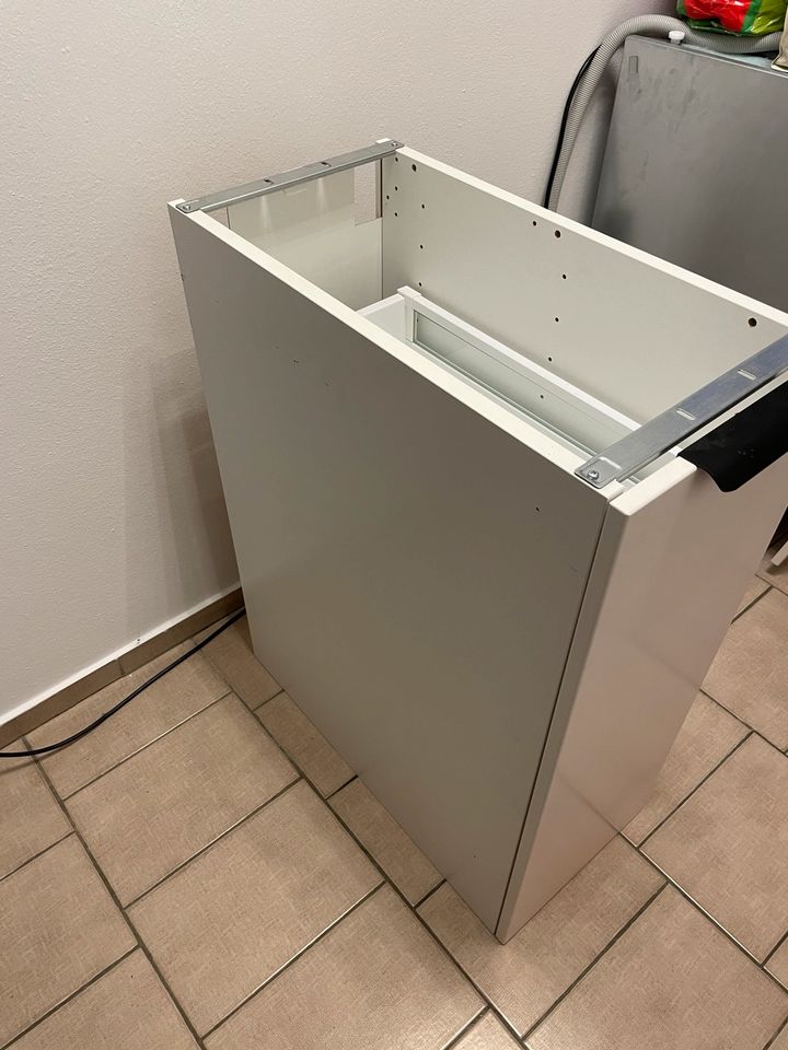 Ikea Metod Maximera Veddinge 30cm Küchenschrank in Eichstätt