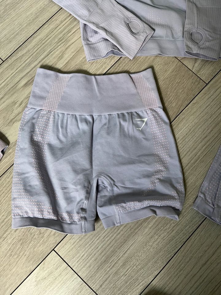 Gymshark Set M/S in Hennef (Sieg)