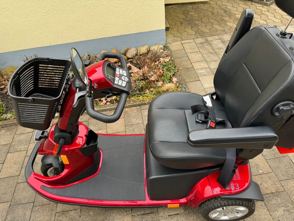 Elektrischer Rollstuhl in Fürth