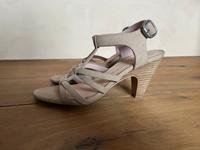Esprit Sandaletten Gr.39 beige Sandalen Nordrhein-Westfalen - Höxter Vorschau