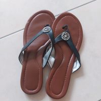 TCM Tchibo Zehentrenner Flip Flops Pantoletten Gr 39 40 Gr 6 6.5 Baden-Württemberg - Oberderdingen Vorschau