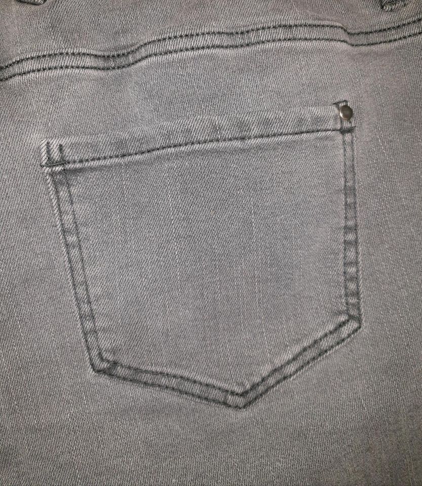 George Maternity Skinny Jeans Größe 22/XL in Brechen