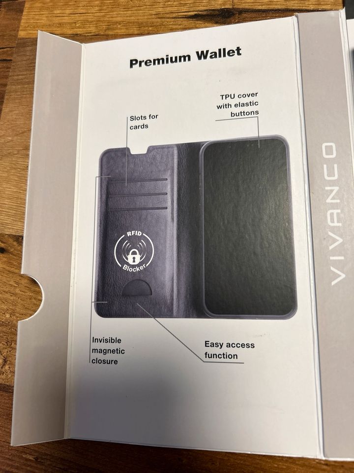 Vivanco Premium Schutzhülle iPhone 13 Pro in Buxtehude