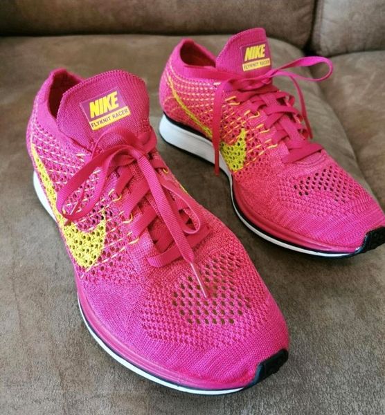 Nike flyknit racer hot sale rosas
