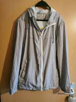 Review Jacke mit Kapuze Gr. M grau gestreift Hessen - Linden Vorschau