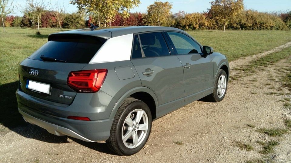 Verkauf Audi Q2 in Nanograu Metallic in Hitzhofen