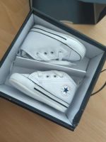 Converse Baby Schuhe Größe 17 Niedersachsen - Isernhagen Vorschau