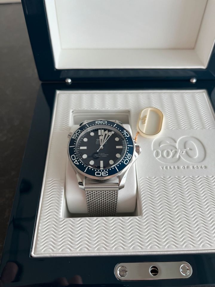 Omega Seamaster Diver 300. 60 Anniversary James Bond Limited in Bremen