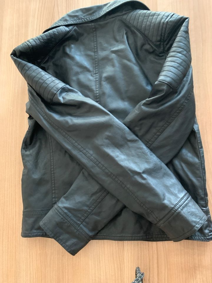 Biker Jacke Gr. 164 neu C&A in Rheinstetten