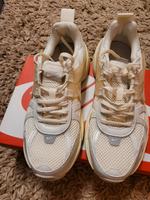 Nike Sneaker 40 Gr. NEU Hessen - Heusenstamm Vorschau