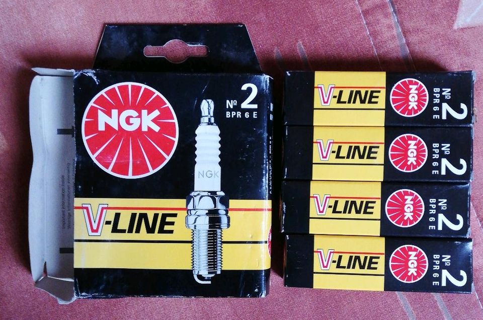 NGK V Line Zündkerzen NEU 4 Stk. original verpackt in Langenstein