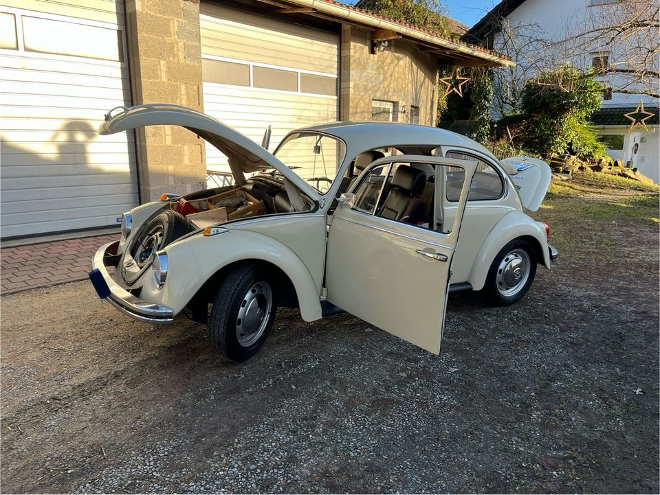 VW Käfer 1300, inkl. viel Zubehör und Ersatzteile in Fürth